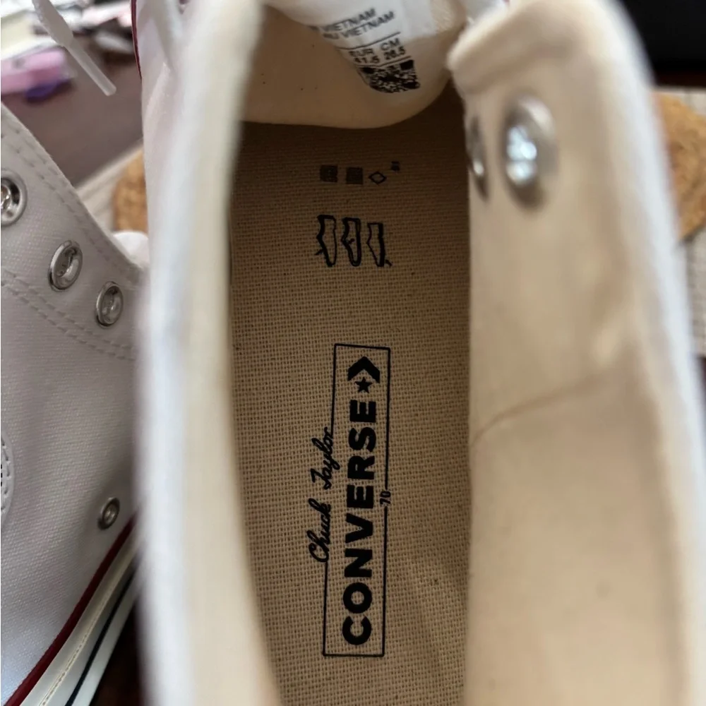 Converse  White High-Top Sneakers unisex M8 W10 Brand New in Box - Picture 4 of 10